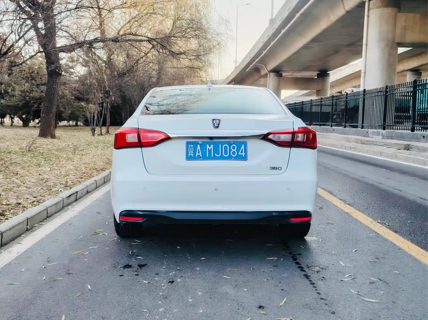 Roewe 360 2017 2015 1.5L Automatic Luxury