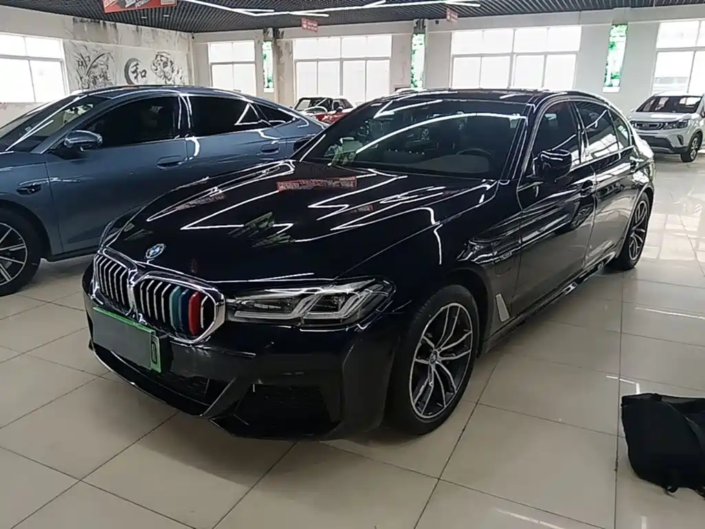 BMW 5 Series New Energy 2023 2022 Facelift 535Le M Sport Package