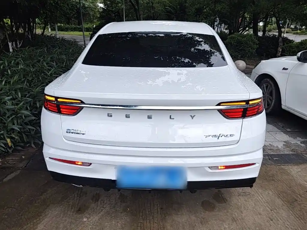 Geely Preface 2021 2021 2.0TD Luxury