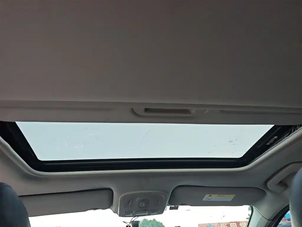 Photo 18 - Citroën C4 C-Quatre