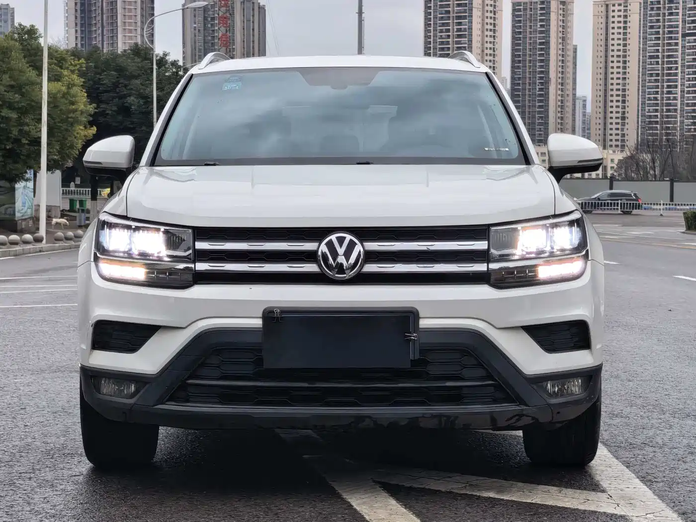Volkswagen Tharu 2020 280TSI 2WD Comfort Edition China VI фото 2