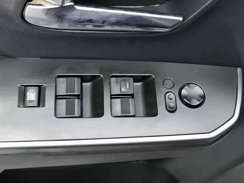 GREAT WALL FENGJUN 5