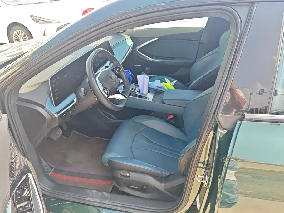 MG MG7 2025 2025 2.0T Trophy+ Super Smart Driving Edition