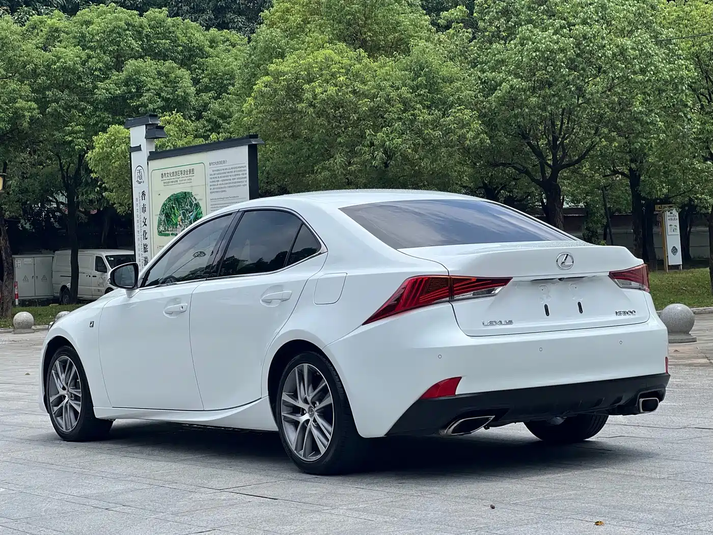 Lexus IS 2019 2017 300 F SPORT