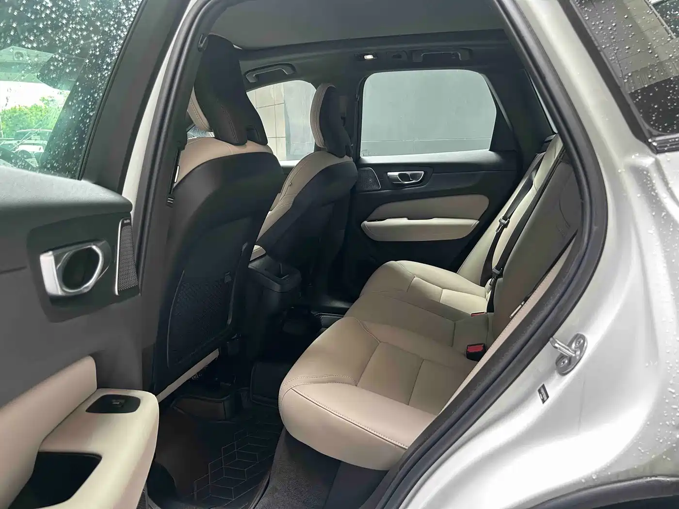 Volvo XC60 2025 2026 B5 AWD Zhiyuan Sport Edition