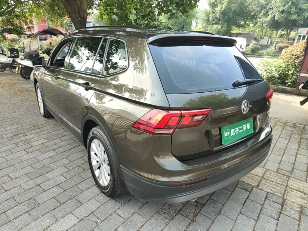 Фото 5 - Volkswagen Tiguan L