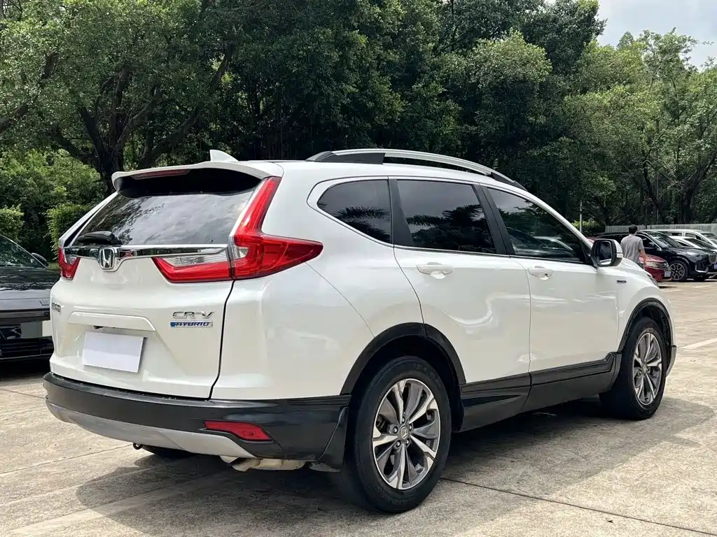 Фото 7 - Honda CR-V