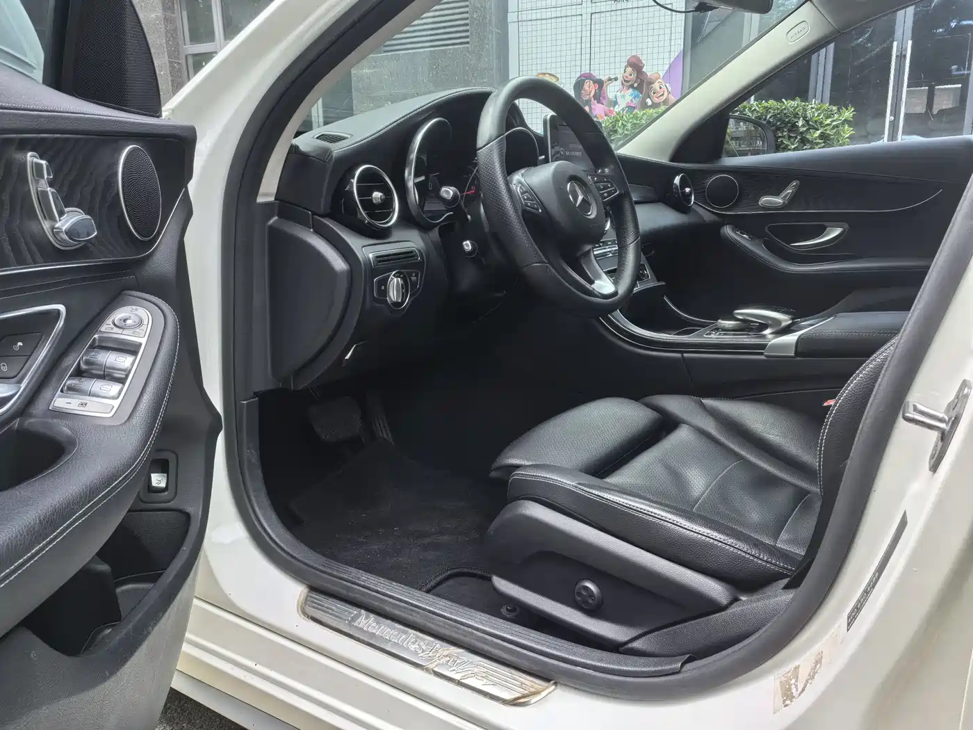 Mercedes-Benz C-Class 2017 Facelift C 180 L Dynamic Sport Edition фото 6