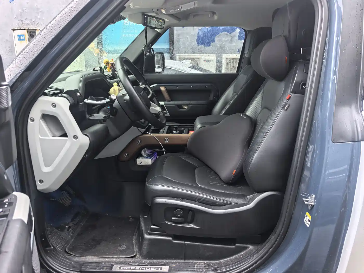 Land Rover Defender 2022 90 2.0T P300 X-DYNAMIC HSE фото 6