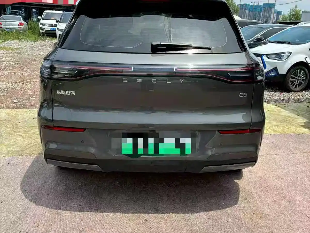 Geely Galaxy Galaxy E5 2026 2026 Model 530km Explorer Edition