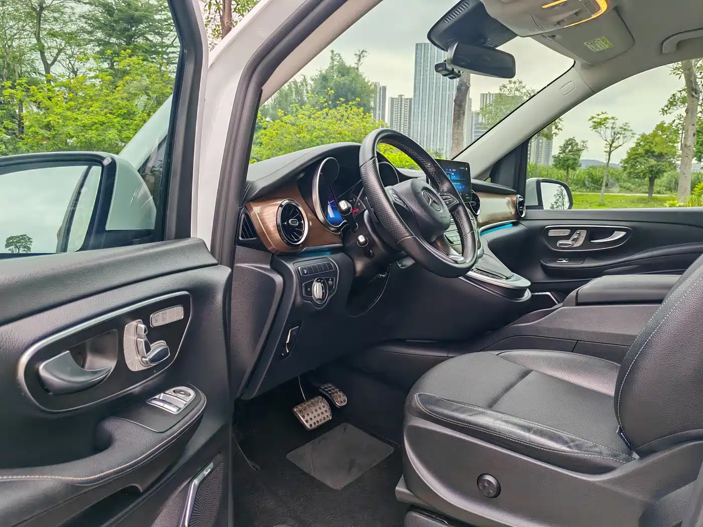 Mercedes-Benz V-Class 2022 V 260 Prestige Edition фото 7
