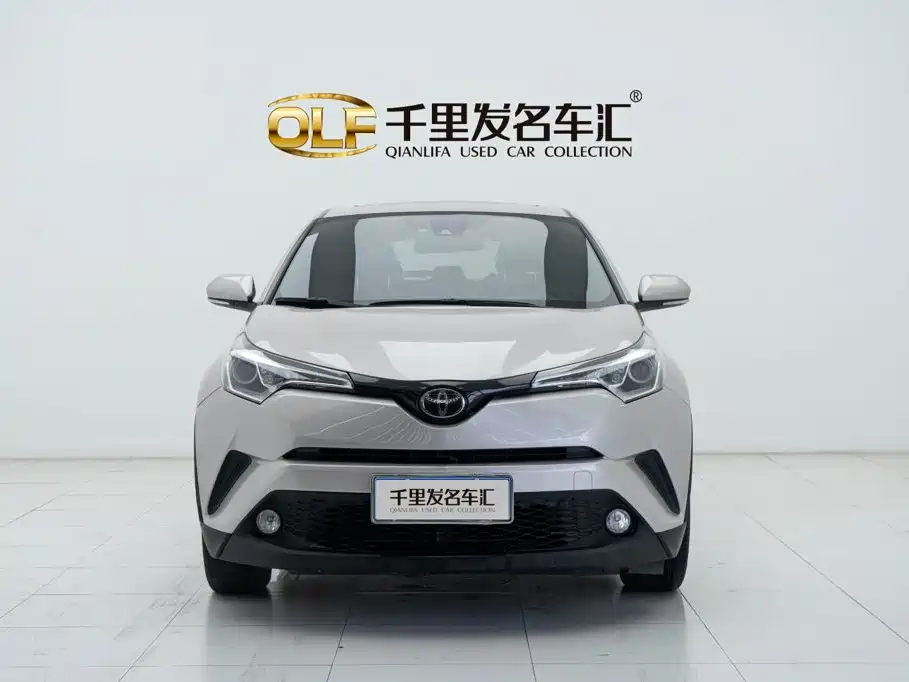 Toyota C-HR 2020 2020 Model 2.0L Leading