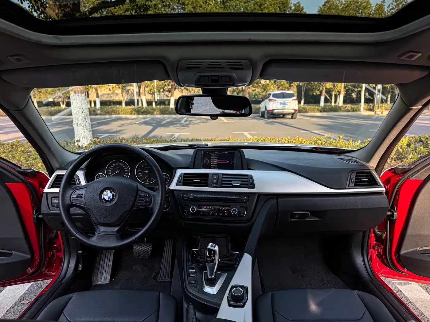 BMW 3 Series 2014 320Li Fashion фото 6