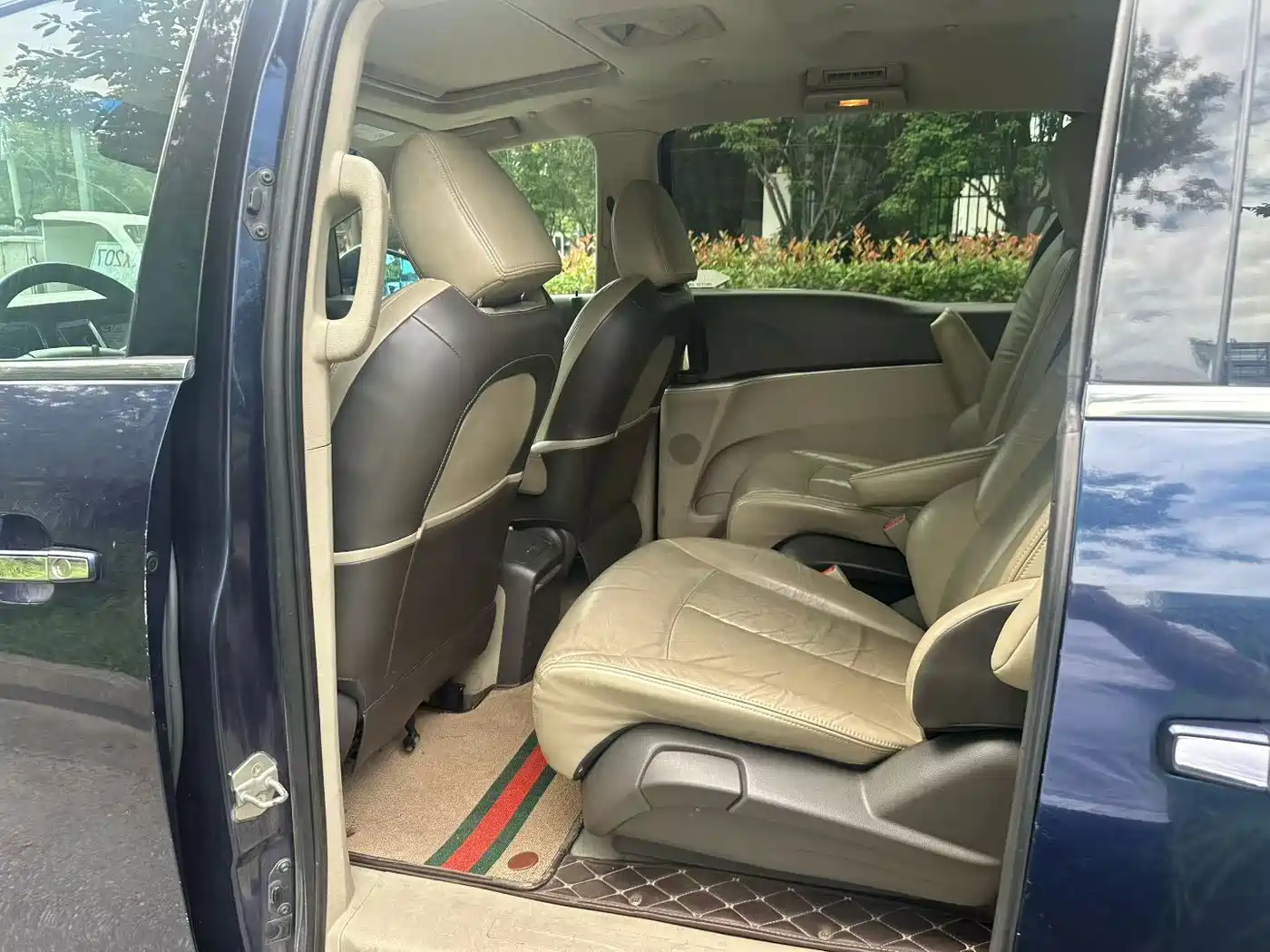 Buick GL8 2011 2011 3.0L GT Luxury Business Elegance Edition