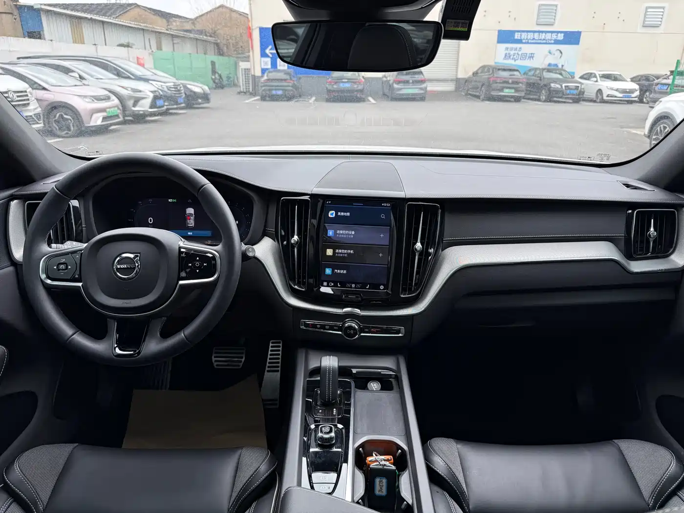 VOLVO XC60