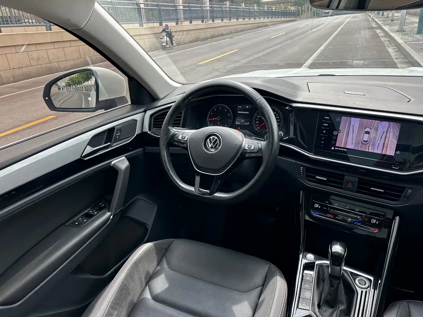 Volkswagen Tayron 2021 280TSI 2WD Luxury Smart Connect фото 13