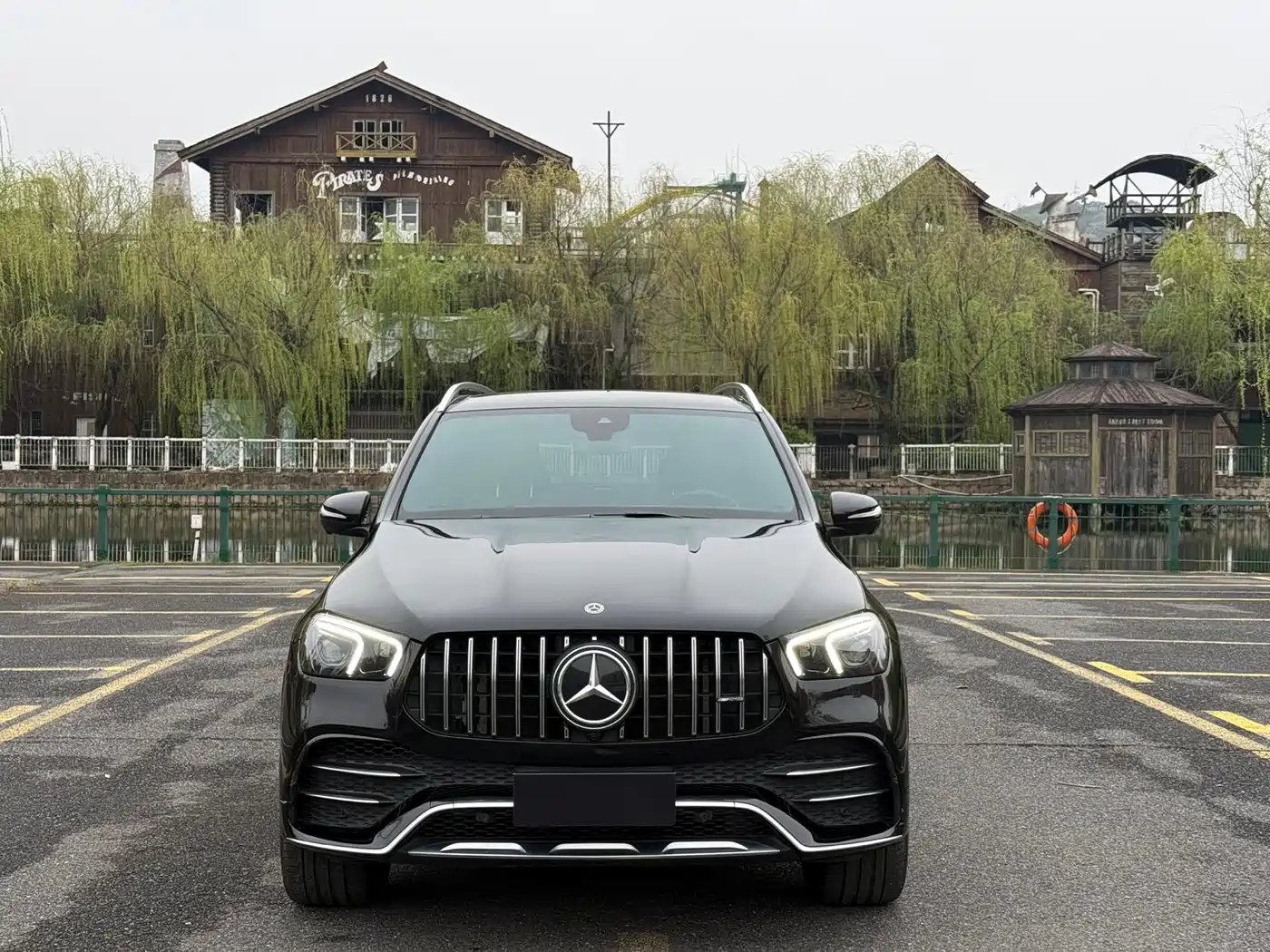 MERCEDES-BENZ GLE AMG