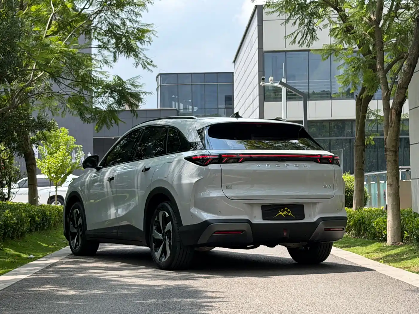 2025 ARCFOX Alpha T5