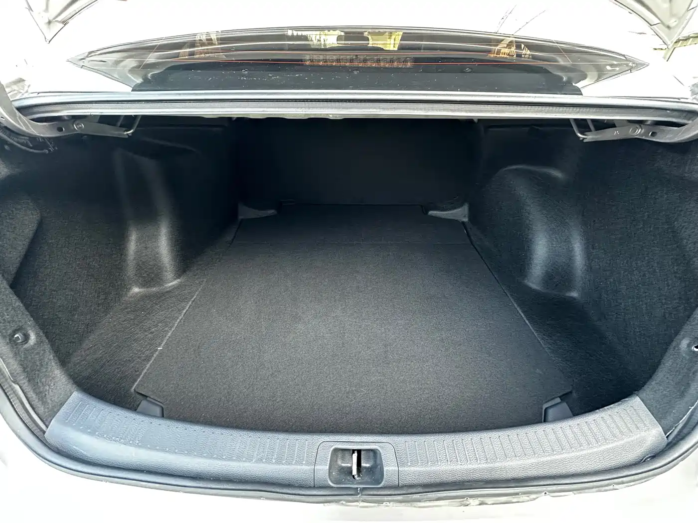 GEELY AUTOMOBILE EMGRAND