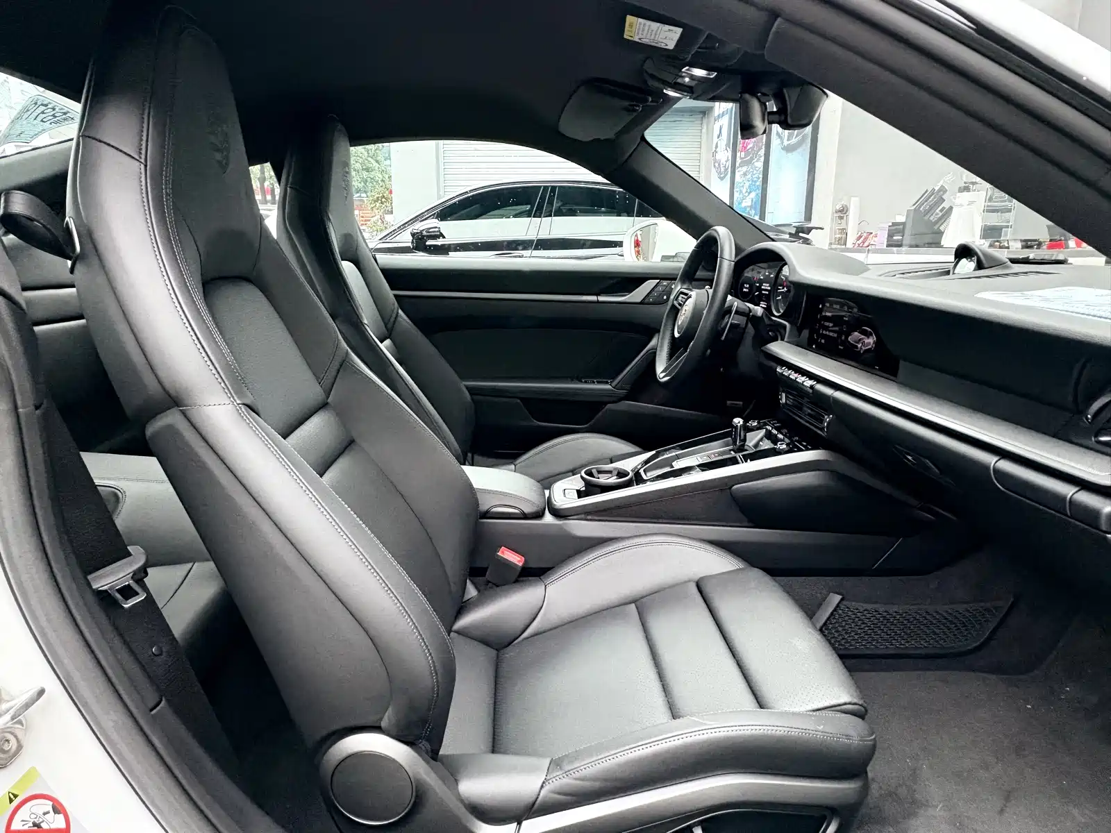 Photo 14 - Porsche 911