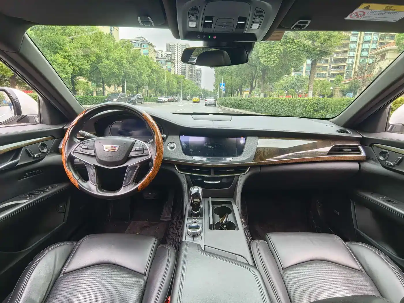 CADILLAC CT6