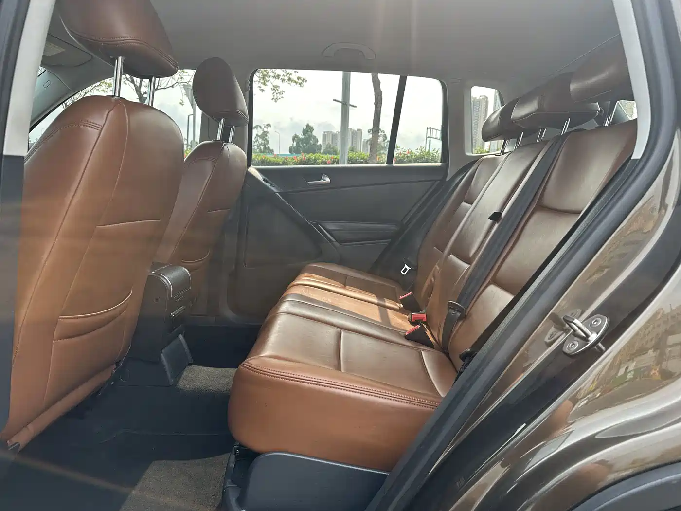Volkswagen Tiguan 2015 1.8TSI Automatic 2WD Trendline фото 13