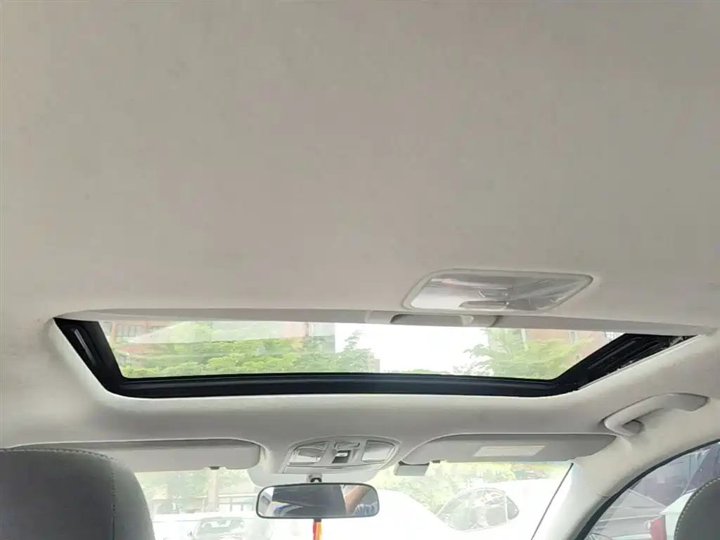 HYUNDAI LEAD