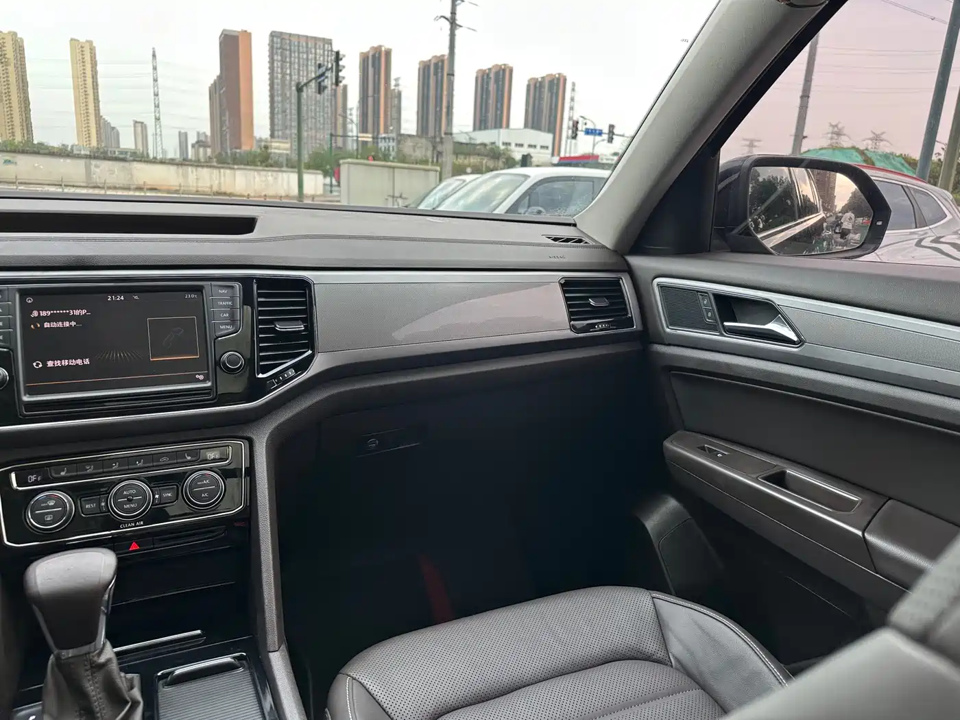 Volkswagen Teramont 2017 330TSI 2WD Luxury фото 16