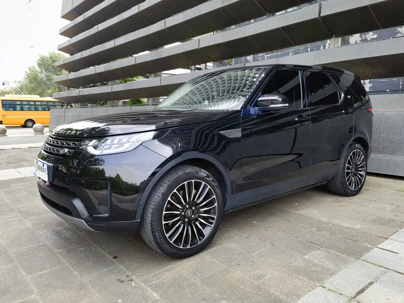 Land Rover Discovery 2018 3.0 SC V6 SE