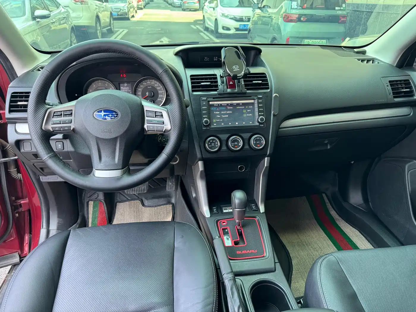 Фото 15 - Subaru Forester