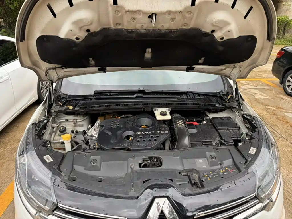 Renault Espace Classic 2019 2018 TCe 300 Adventure