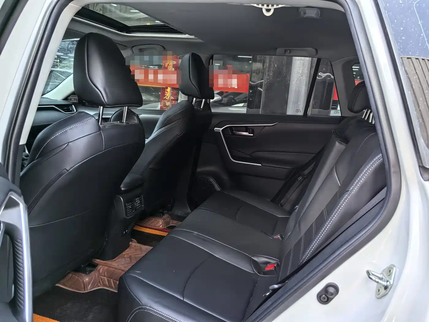 Toyota Wildlander 2020 2.0L CVT AWD Luxury Edition фото 12