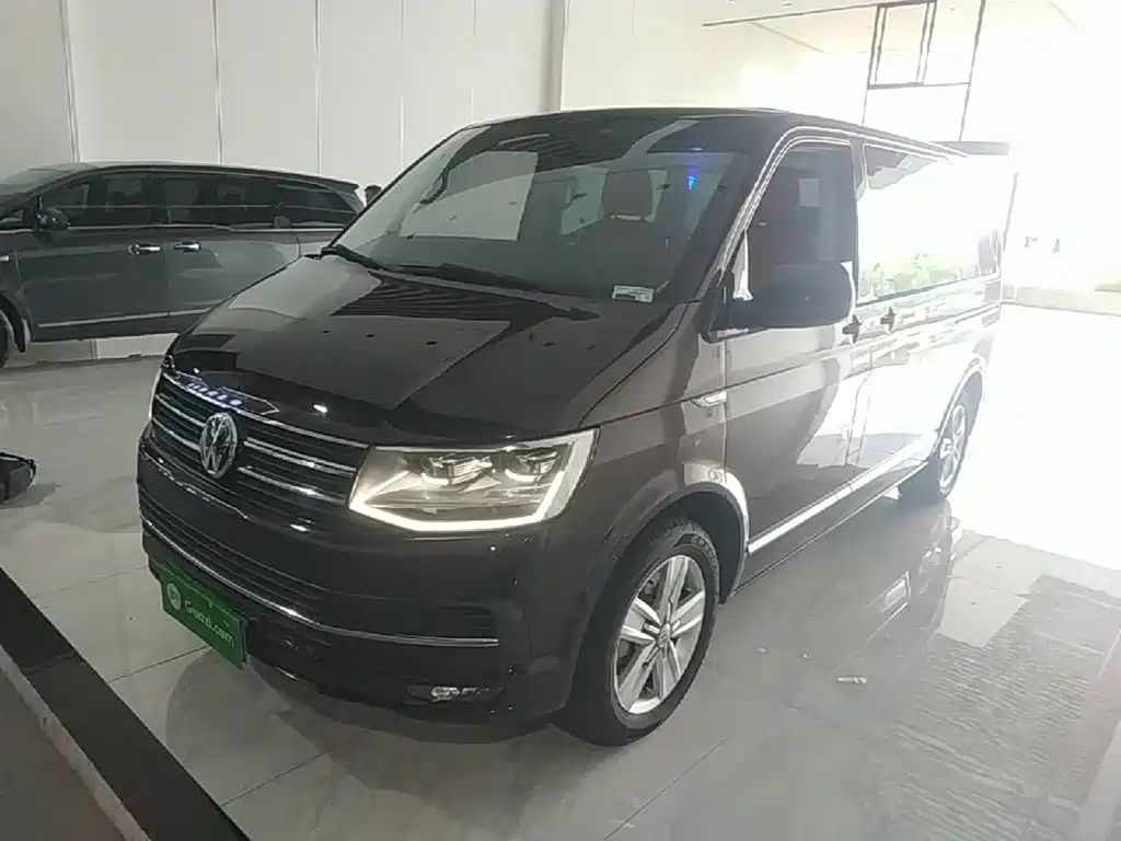 Volkswagen Multivan 2017 2017 2.0TSI 2WD Luxury 7-Seater
