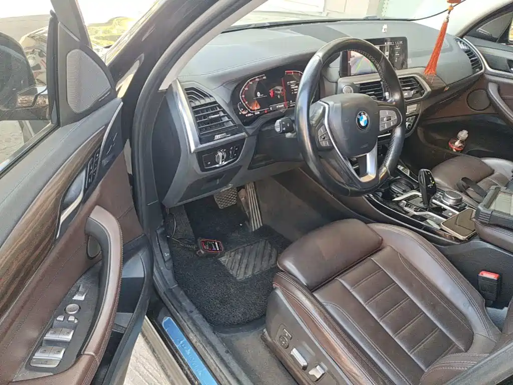 Фото 16 - BMW X3