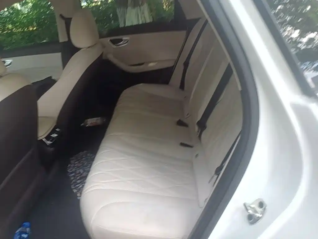 Roewe D7 2025 2023 DMH 125km Excellence Edition