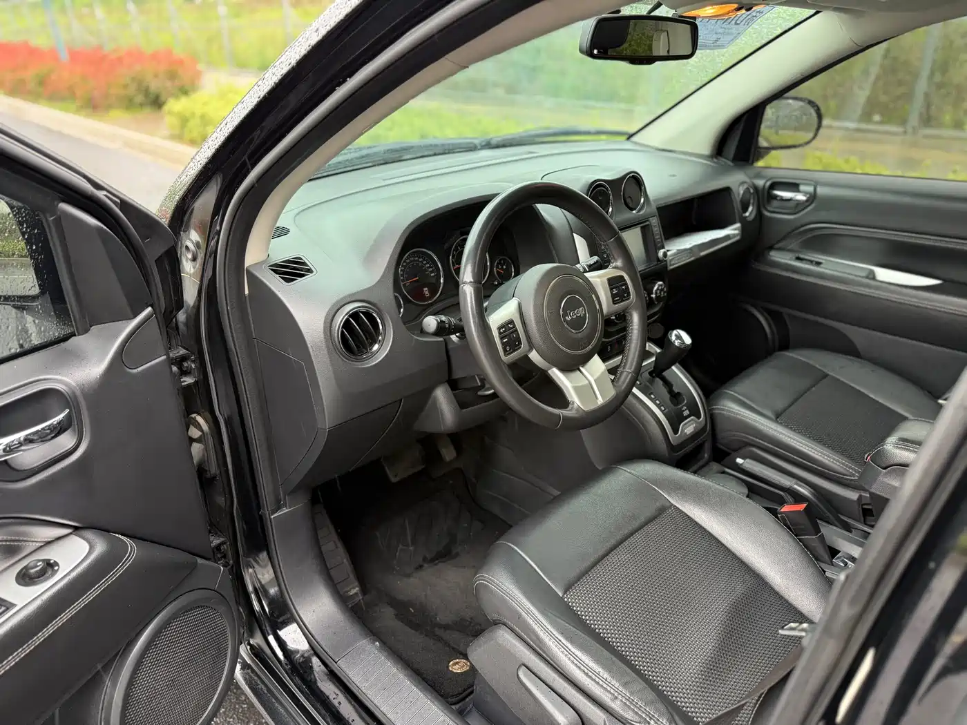 Jeep Compass (Import) 2015 2014 Facelift 2.4L 4WD Comfort Edition