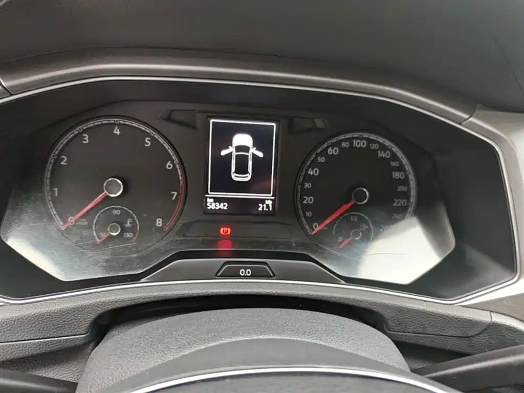 Volkswagen T-ROC 2020 230TSI DSG 2WD Progressive фото 12
