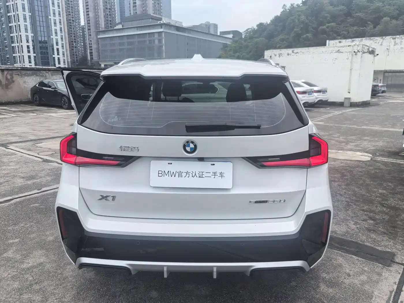 BMW X1 2025 2024 sDrive25Li M Sport Package