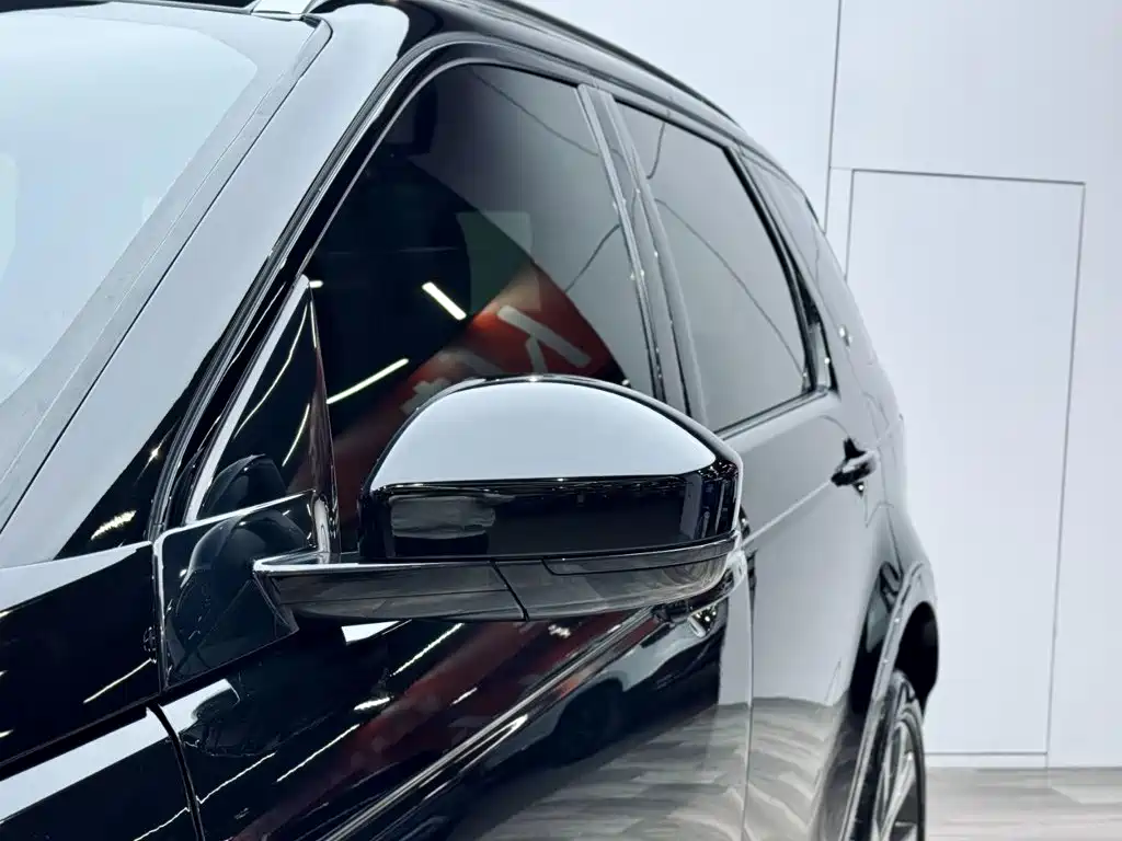 Фото 22 - Land Rover Discovery Sport
