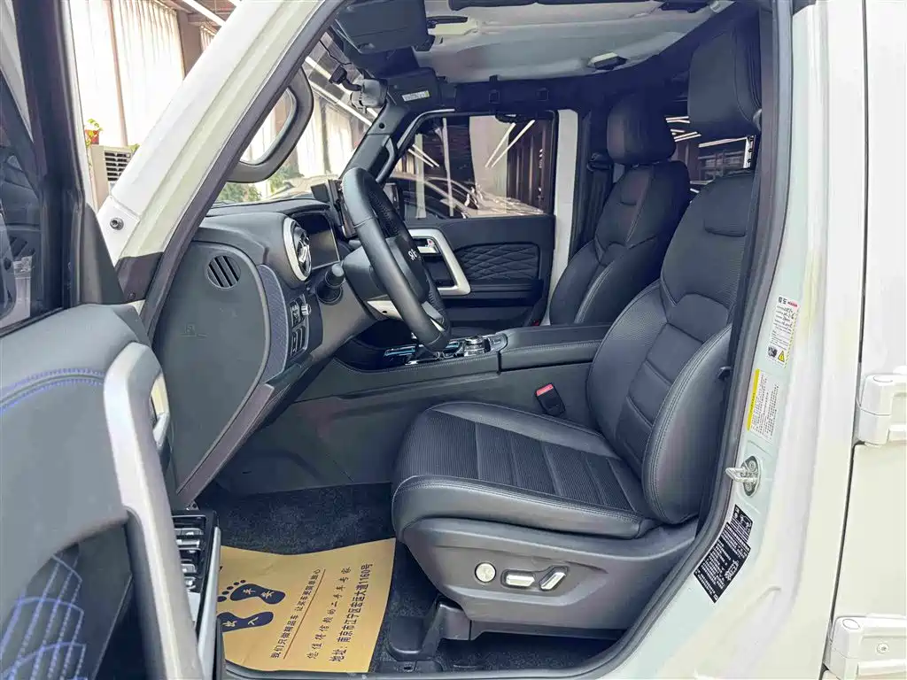 BAIC ORV Beijing Offroad BJ40 2025 2024 2.0T Urban Hunter Glory Edition