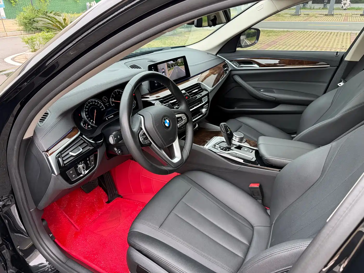 BMW 5 Series 2018 525Li Luxury Package фото 4