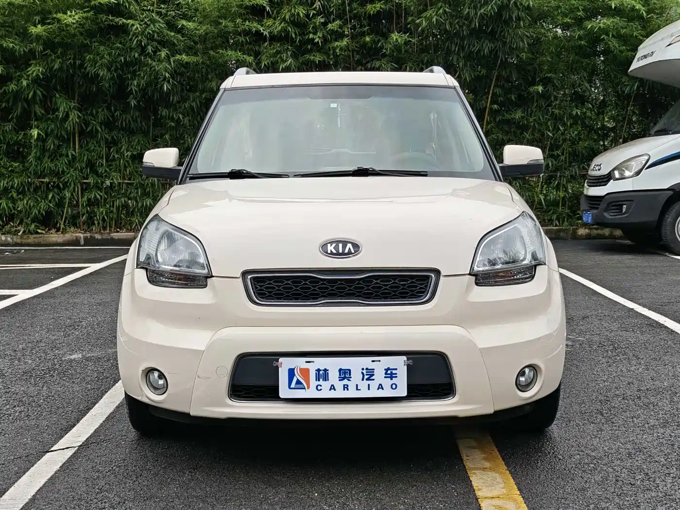 Kia Soul 2013 2013 1.6L AT Premium