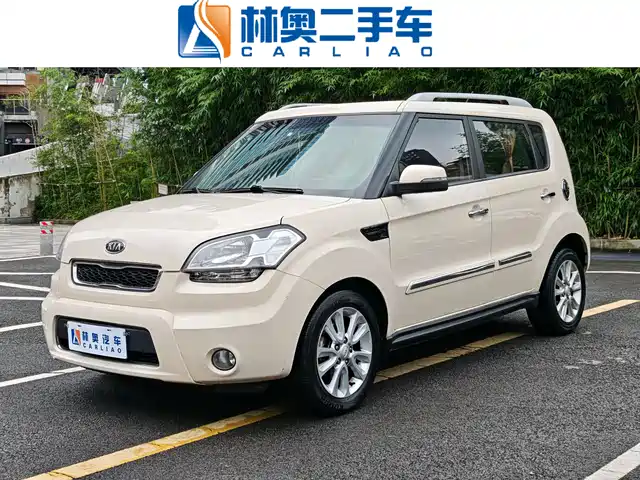  Kia Soul 2013 1.6L AT Premium