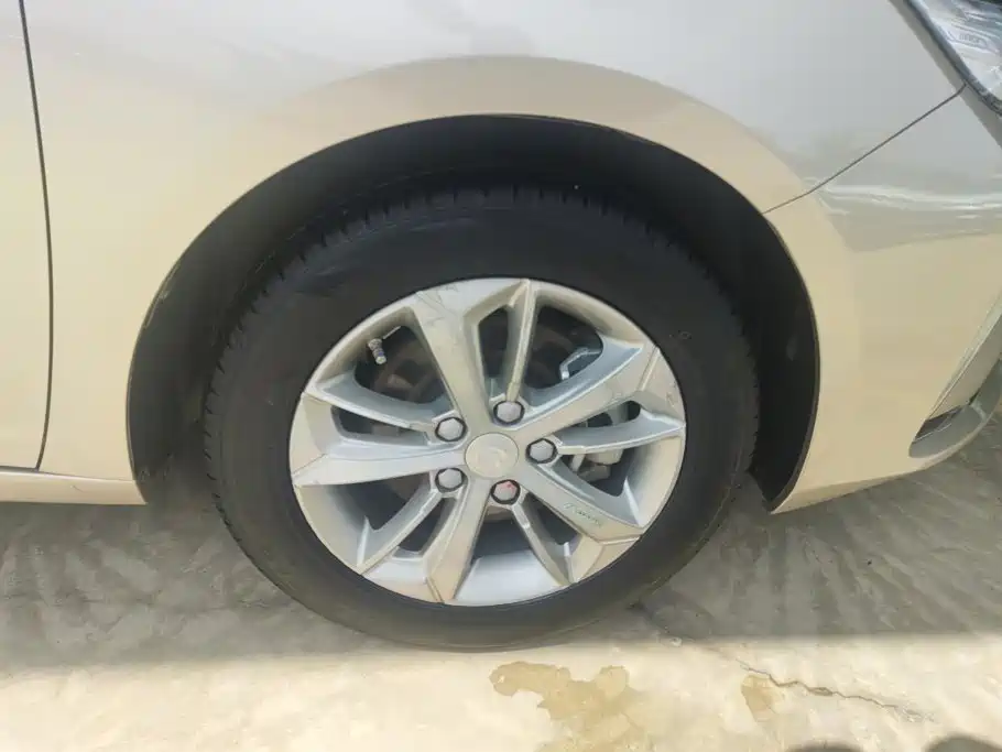 Geely Emgrand GL 2021 2021 UP 1.4T CVT Premium