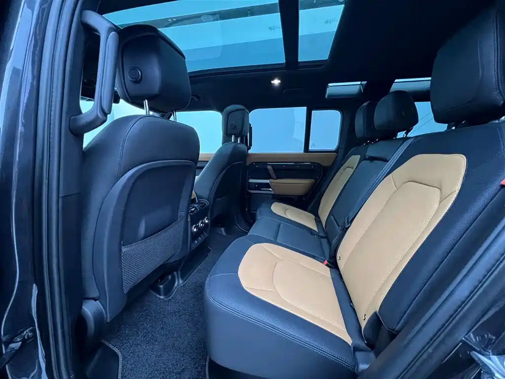 Land Rover Defender 2024 110 3.0T P400 X-DYNAMIC HSE фото 19