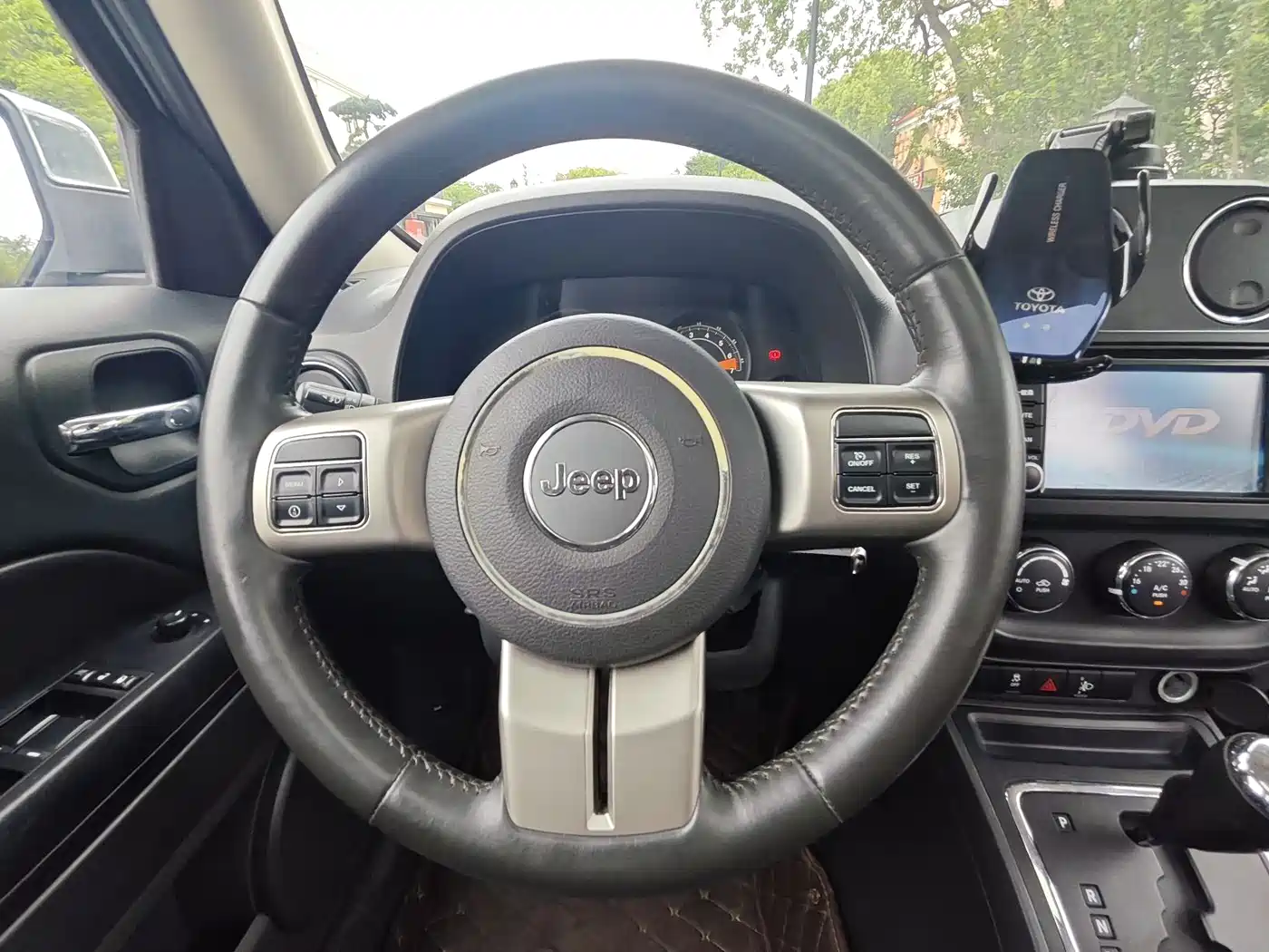 Jeep Patriot 2015 2014 2.0L Sport Enhanced Edition