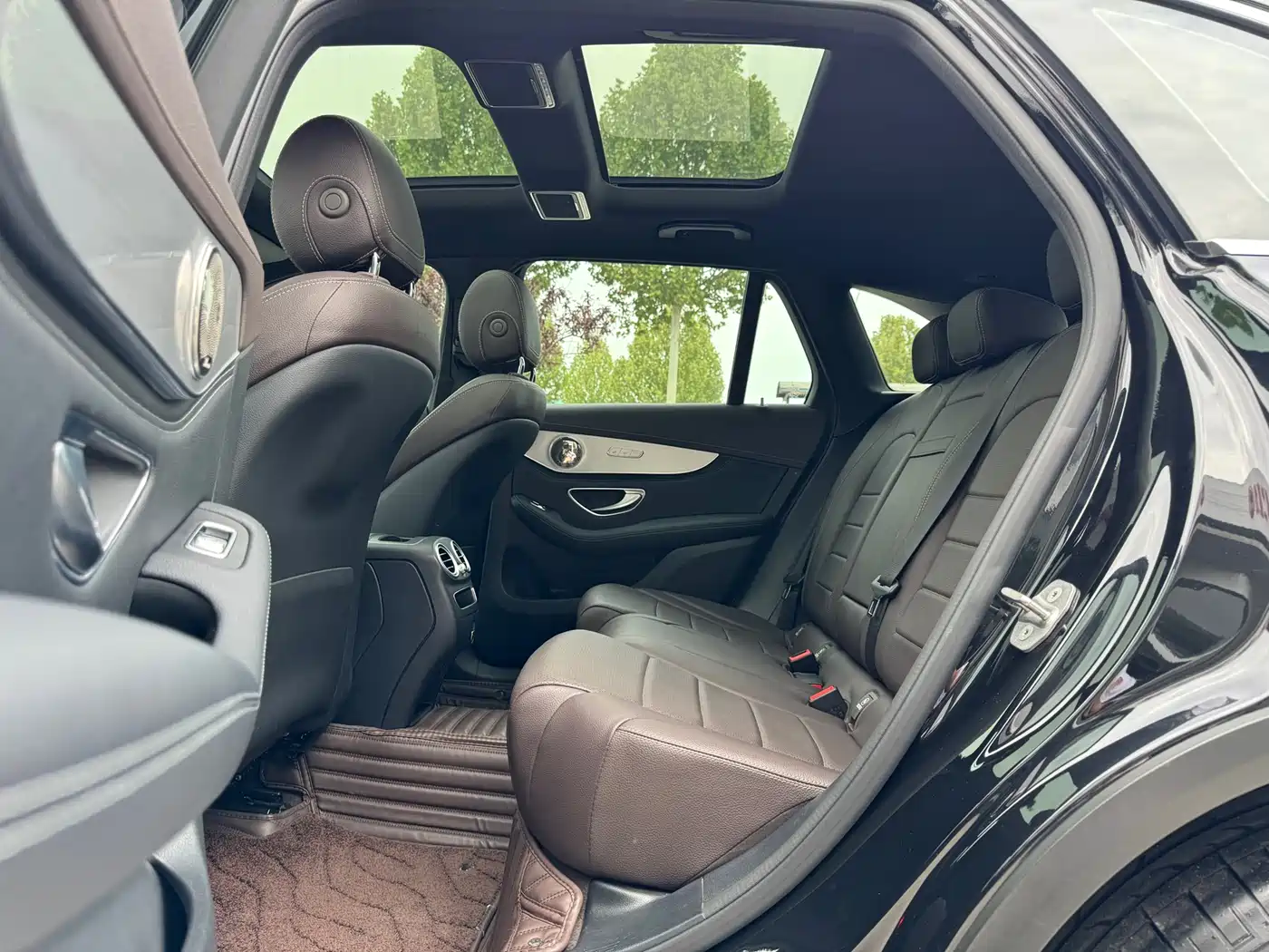 Mercedes-Benz GLC 2020 Facelift GLC 260 L 4MATIC Dynamic фото 11