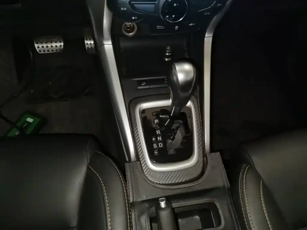 BYD Yuan 2018 2017 1.5L Auto Cool Connect