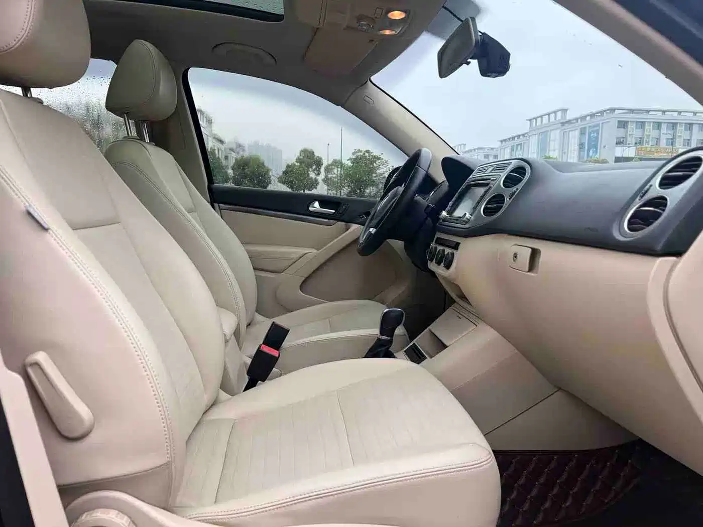 Volkswagen Tiguan 2015 1.8TSI Auto 4WD Style Vision Edition фото 16