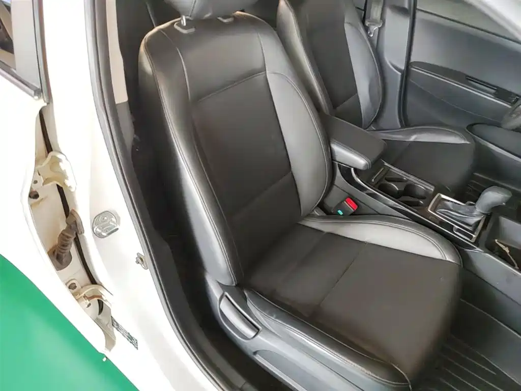 Hyundai Mistra 2014 1.8L Auto Smart GLS фото 25